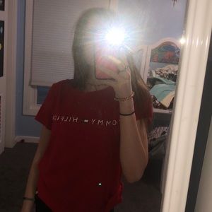 women’s Tommy Hilfiger t-shirt